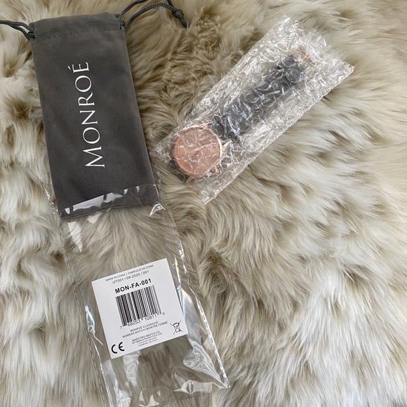 NWT Monroé Classique Watch in Sunburst Solérose - Picture 3 of 8